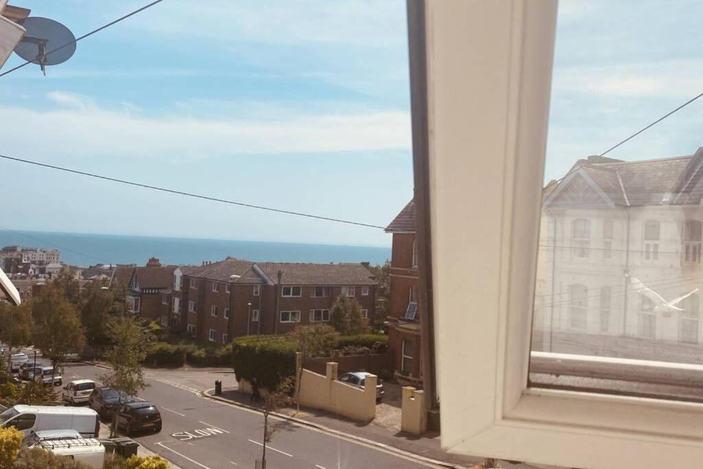 הייסטינגס Unique Sea View Apartment מראה חיצוני תמונה