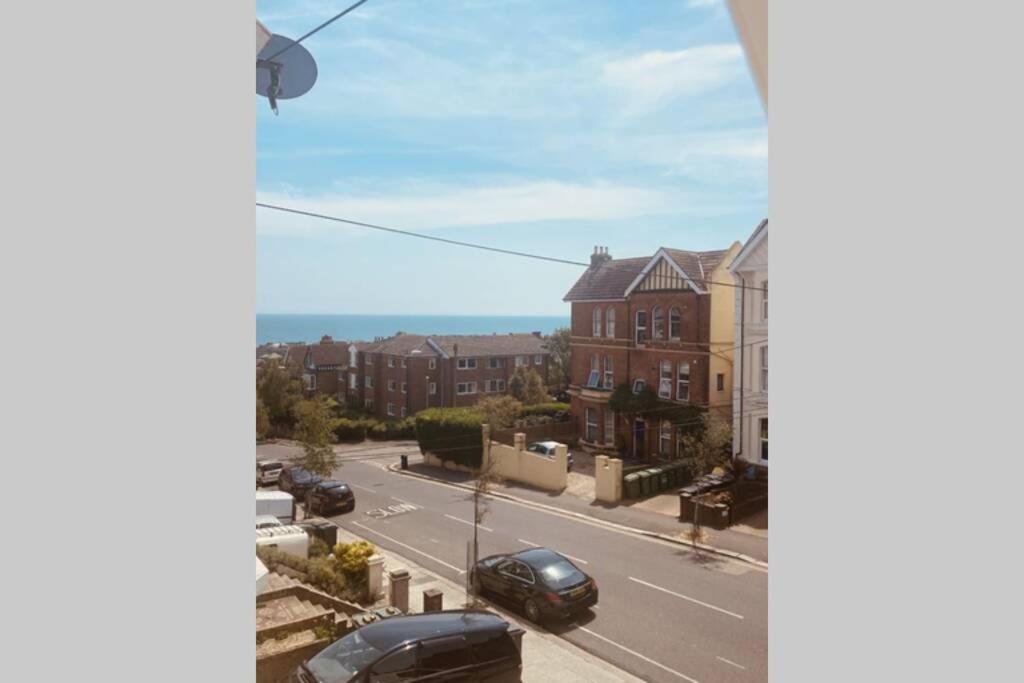 הייסטינגס Unique Sea View Apartment מראה חיצוני תמונה